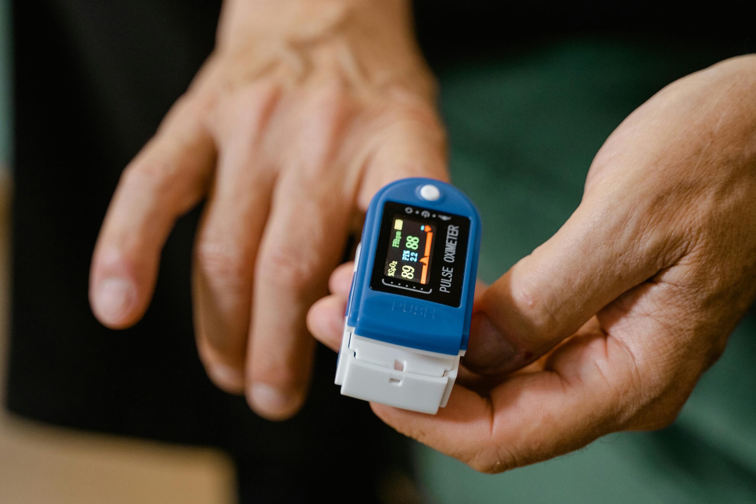 Unlock Better Health: How a Pulse Oximeter Empowers You to Track Oxygen Levels and Boost Well-being